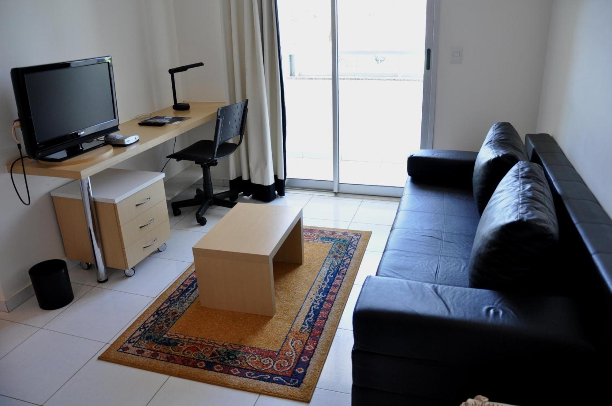 Aparthotel Premier Hplus Long 4*