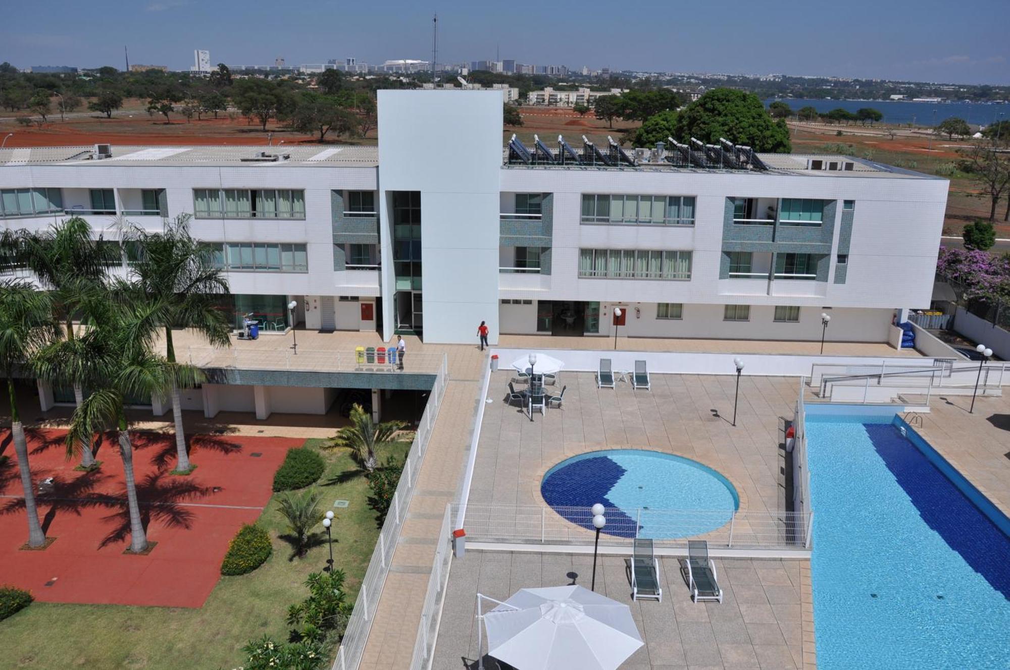 Aparthotel Premier Hplus Long