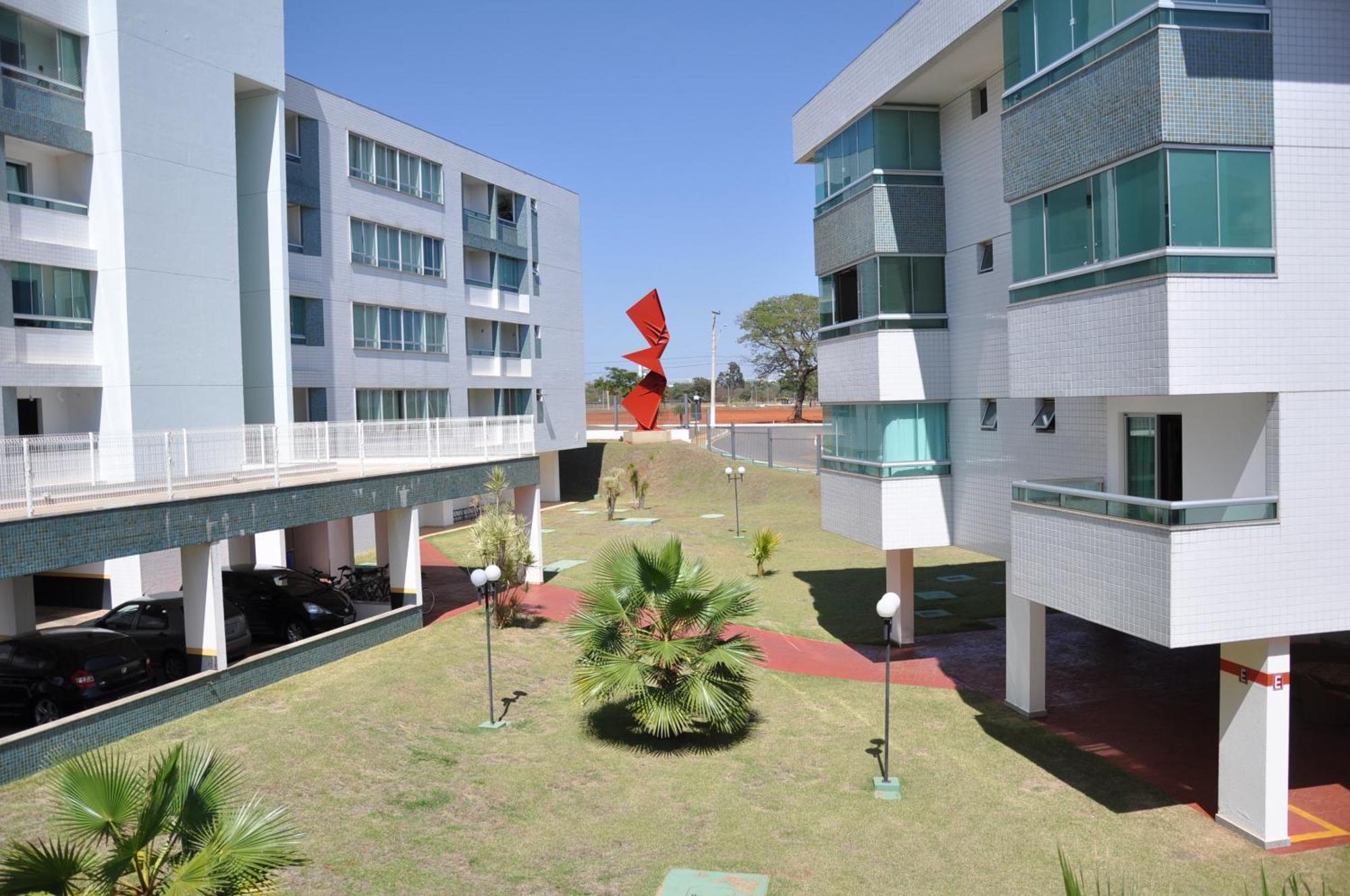 Premier Hplus Long Aparthotel Brasilia